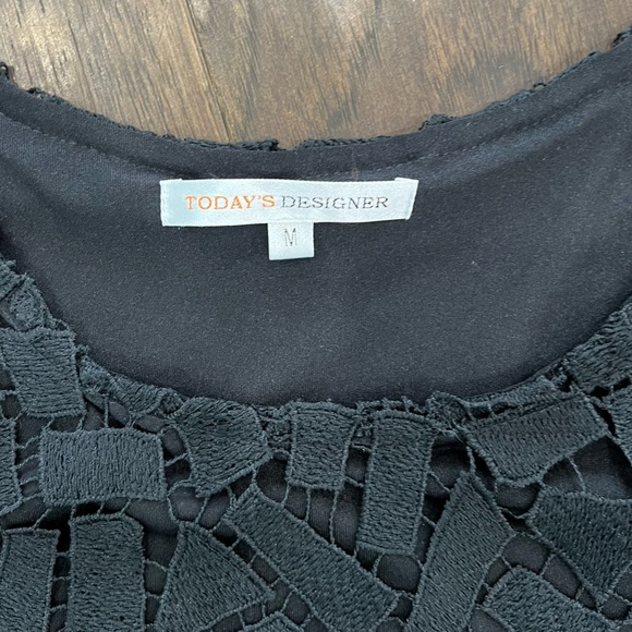 Todays Designers Top - Picture 7 of 13